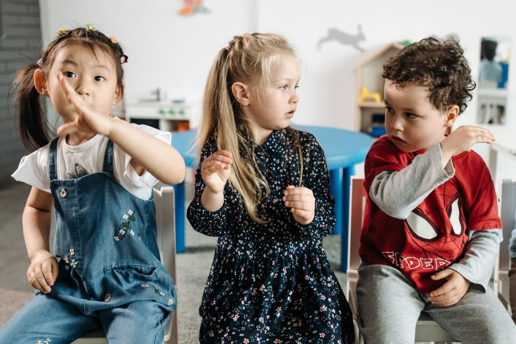 Visita ai plessi di scuola primaria Acri, Federzoni e Grosso